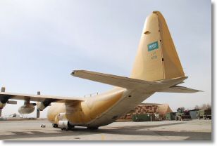 Hercules C-130 SaudiAF-Douchanbe-27fev2008-DSC_0028.jpg